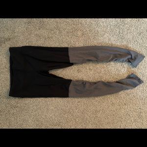 Alo Yoga Ribbed Goddess Legging